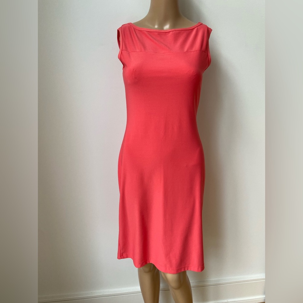 Knee length sleeveless sheath dress
